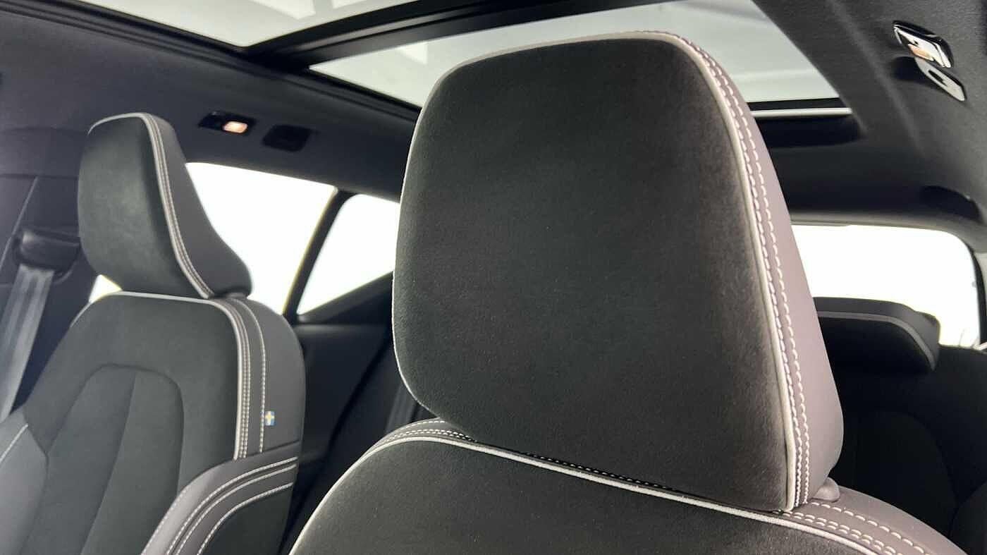 Used Volvo XC40 2022 for sale - 76306607: Photo 11