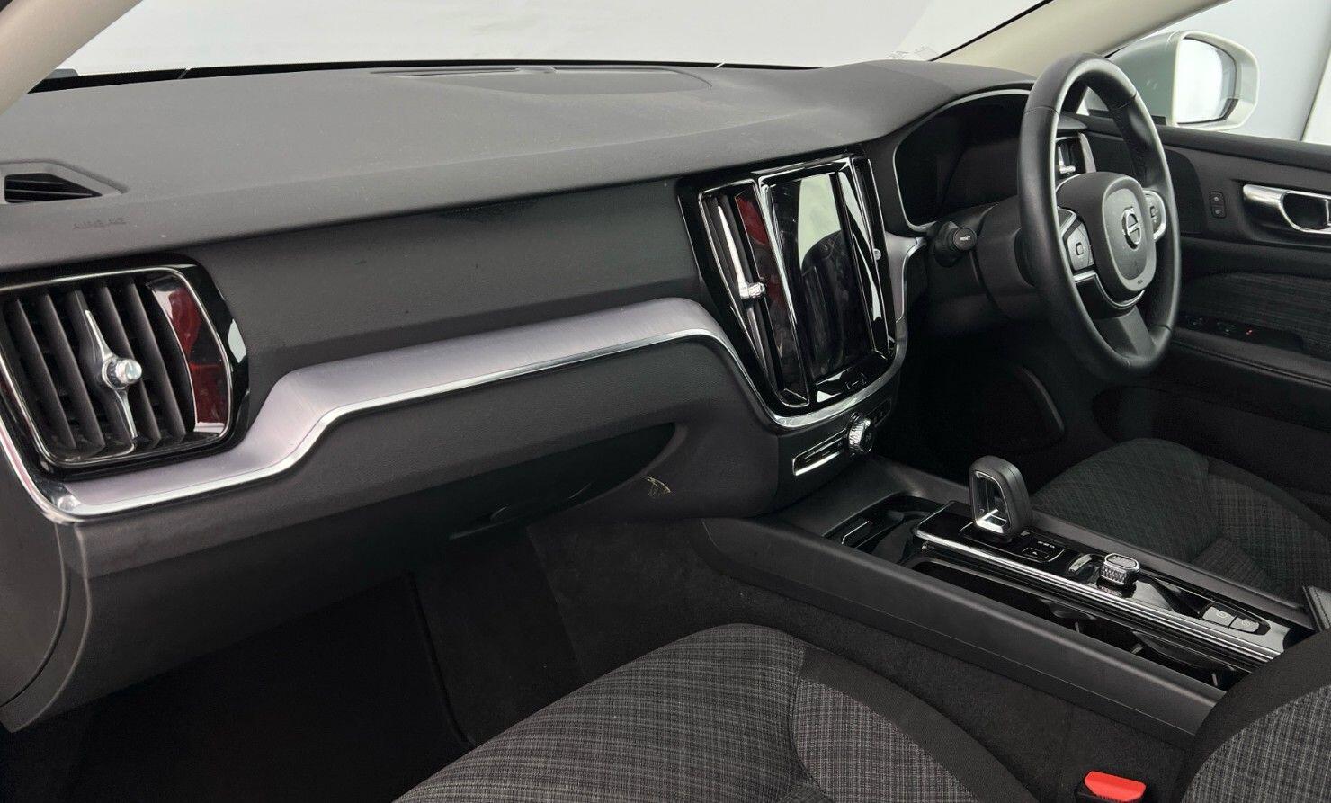 Used Volvo V60 2021 for sale - 77673075: Photo 13