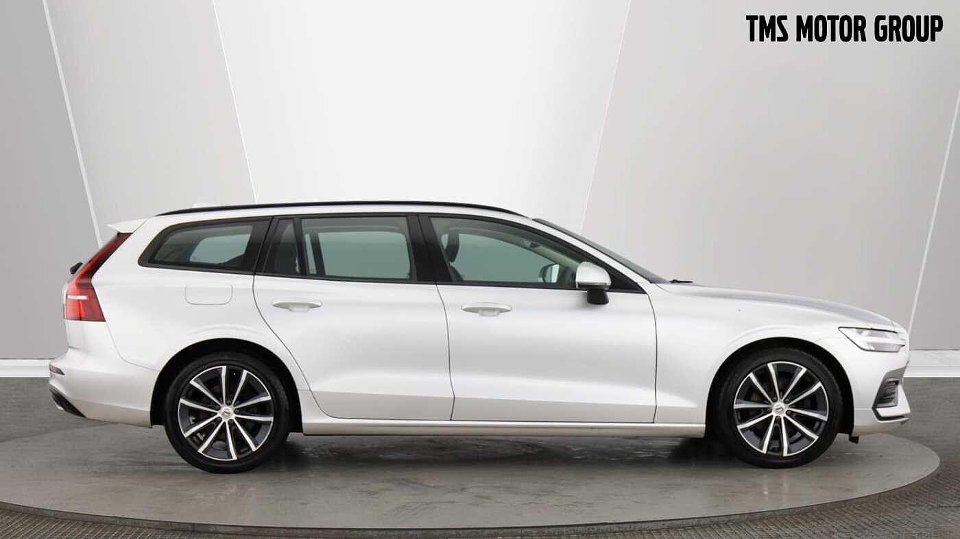 Used Volvo V60 2021 for sale - 77673075: Photo 2