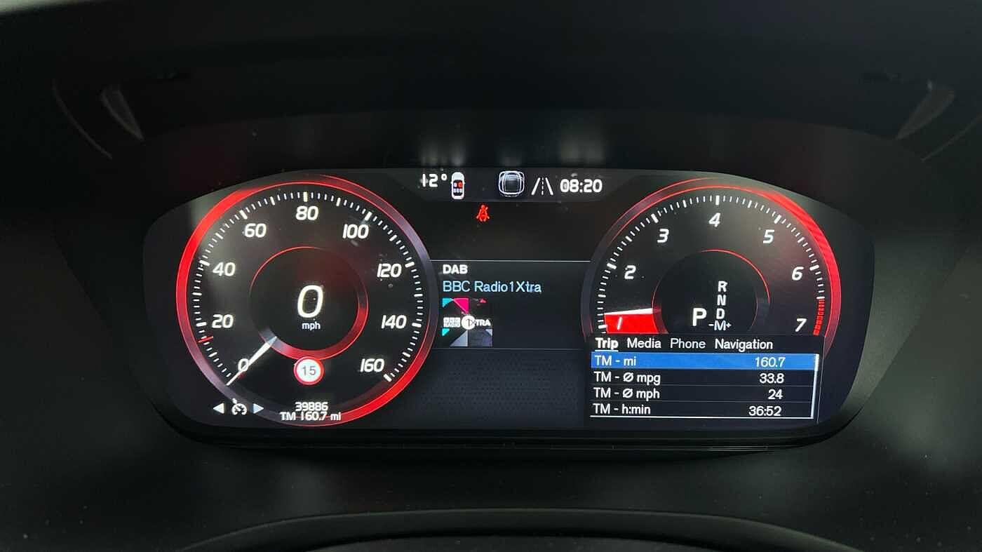 Used Volvo V60 2021 for sale - 77673075: Photo 9