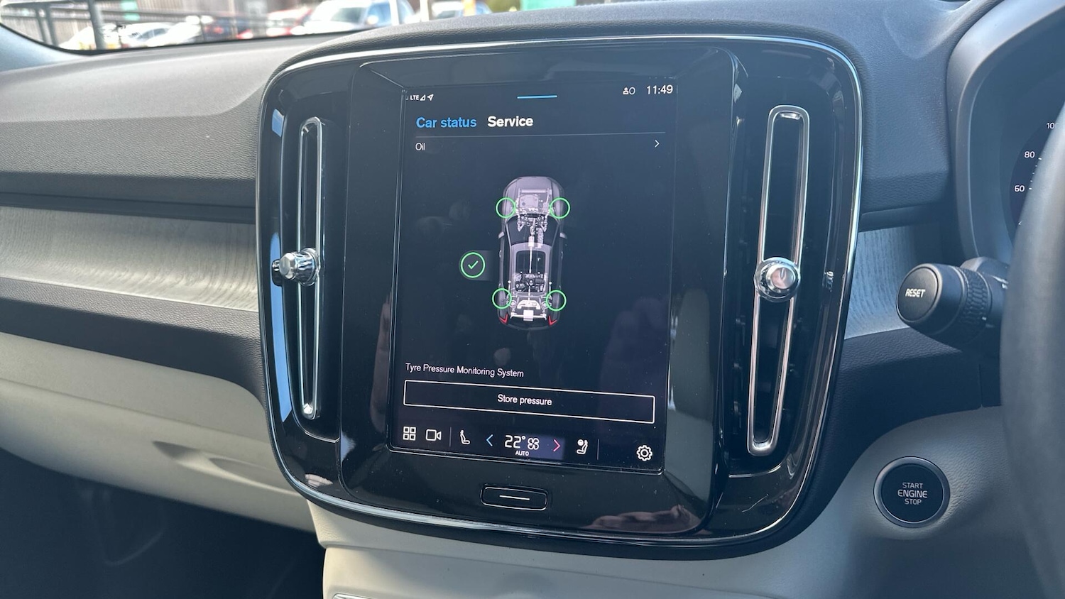 Used Volvo XC40 2024 for sale - 76307241: Photo 15