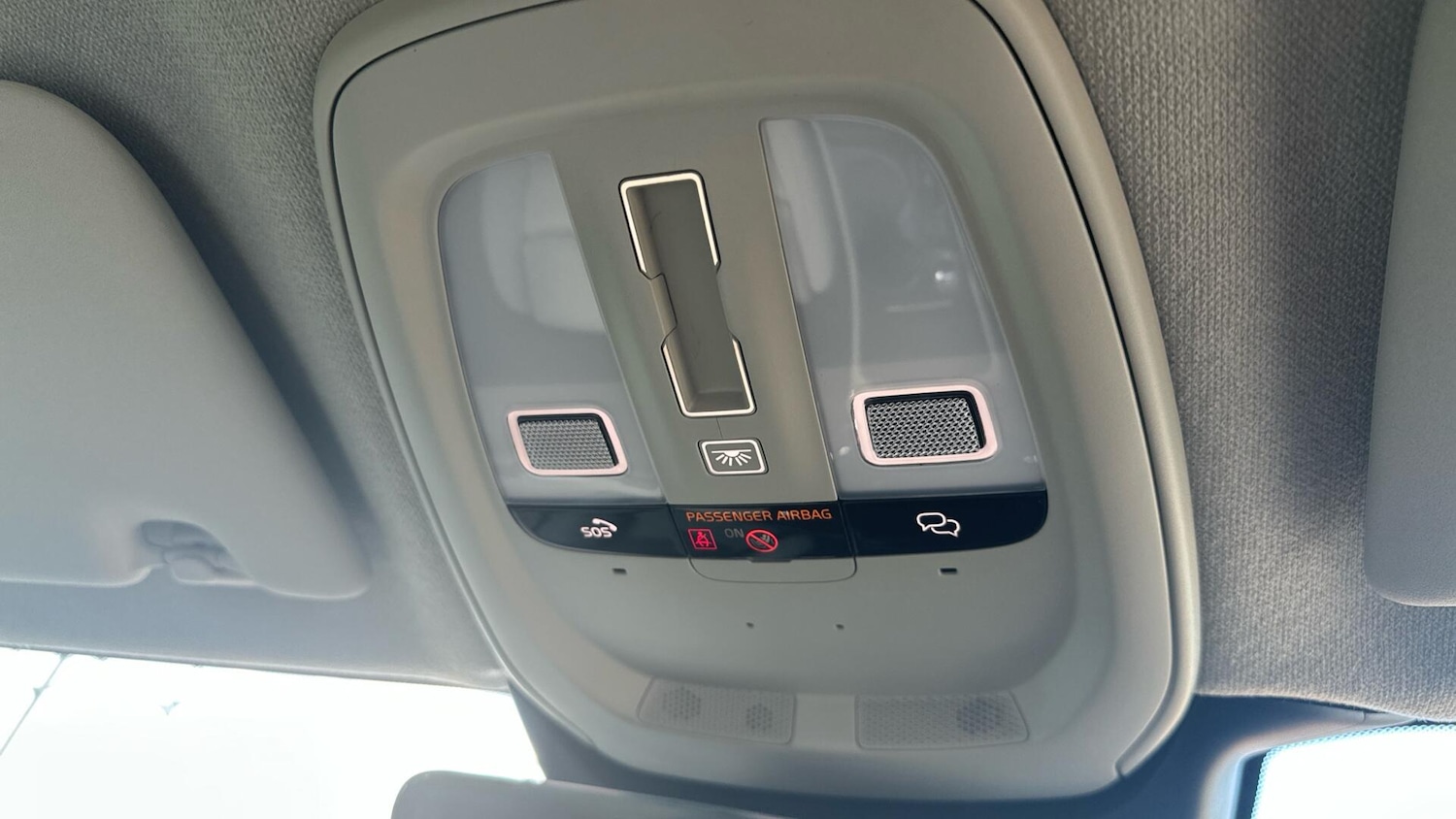 Used Volvo XC40 2024 for sale - 76307241: Photo 27