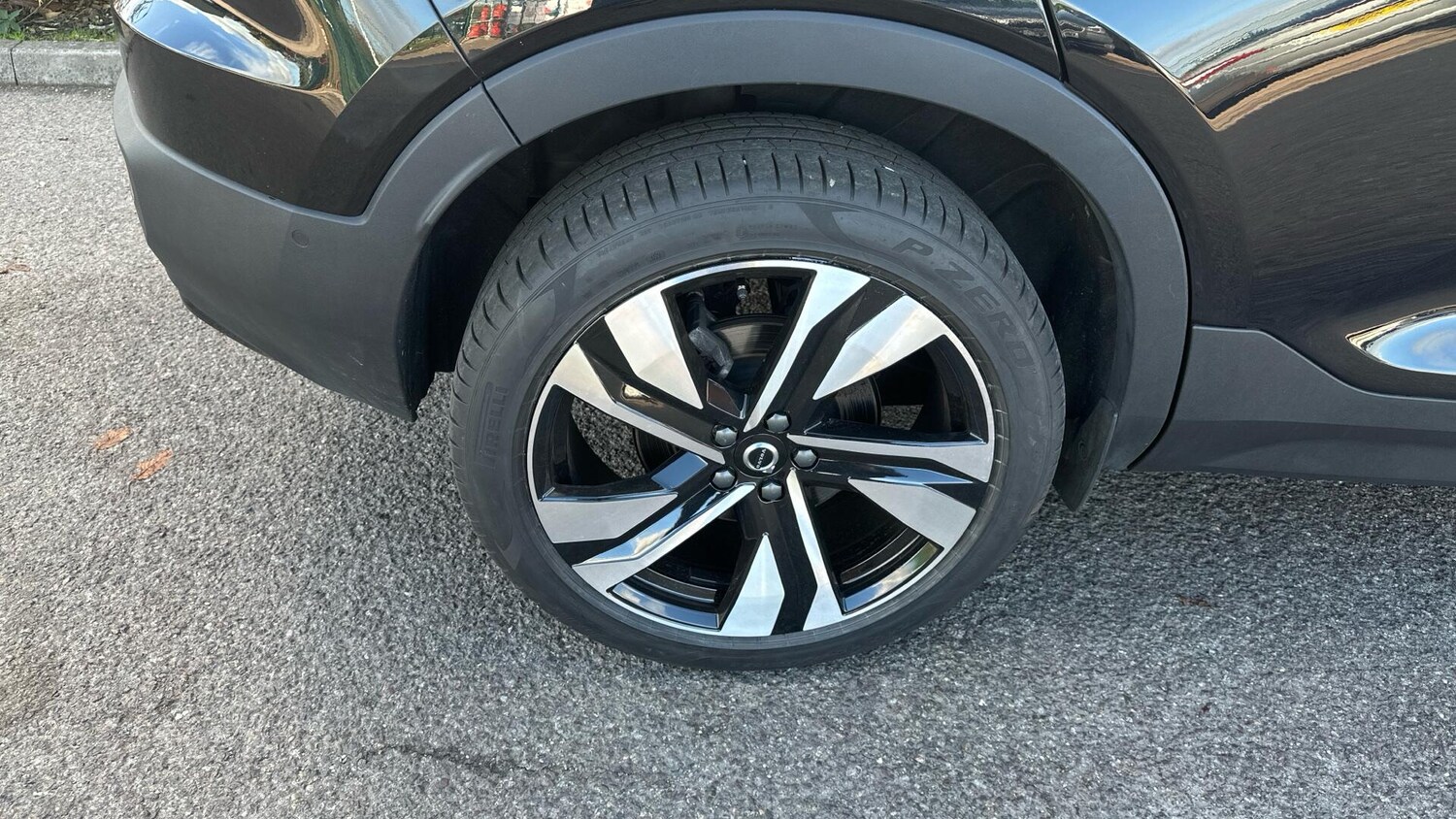 Used Volvo XC40 2024 for sale - 76307241: Photo 36