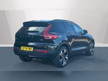 Used Volvo XC40 2024 for sale - 76307241: Photo