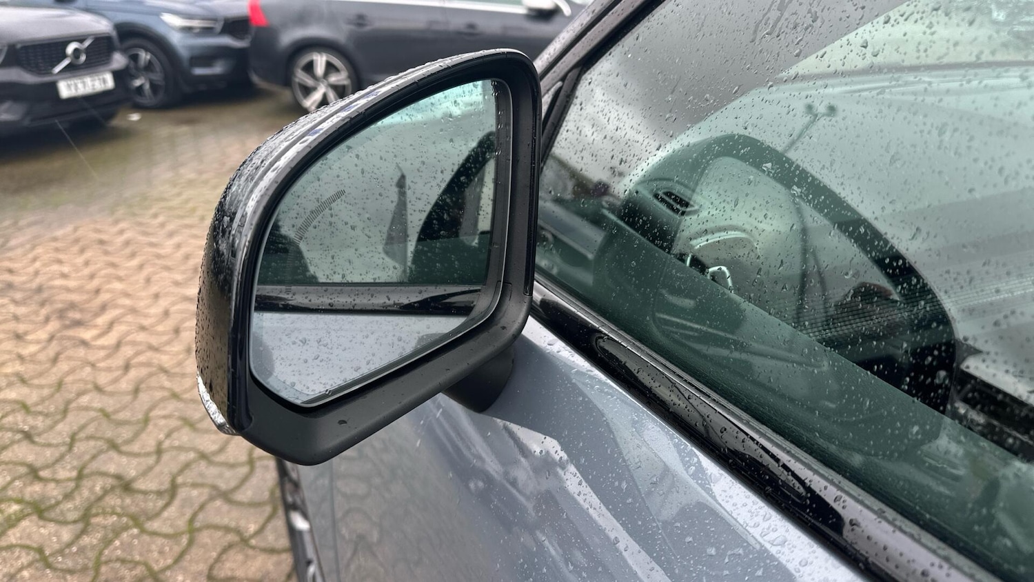 Used Volvo XC40 for sale - 77268122: Photo 17