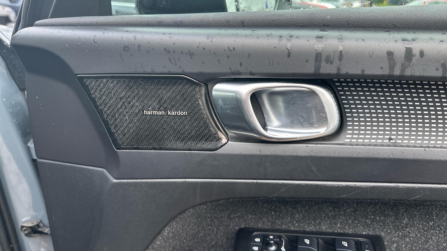 Used Volvo XC40 for sale - 77268122: Photo 24