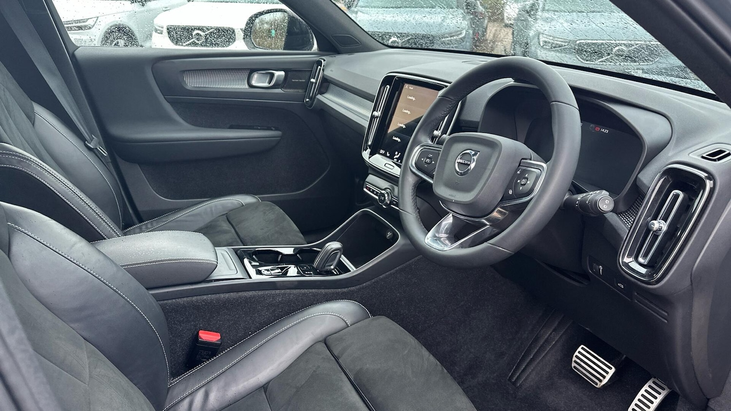 Used Volvo XC40 for sale - 77268122: Photo 4