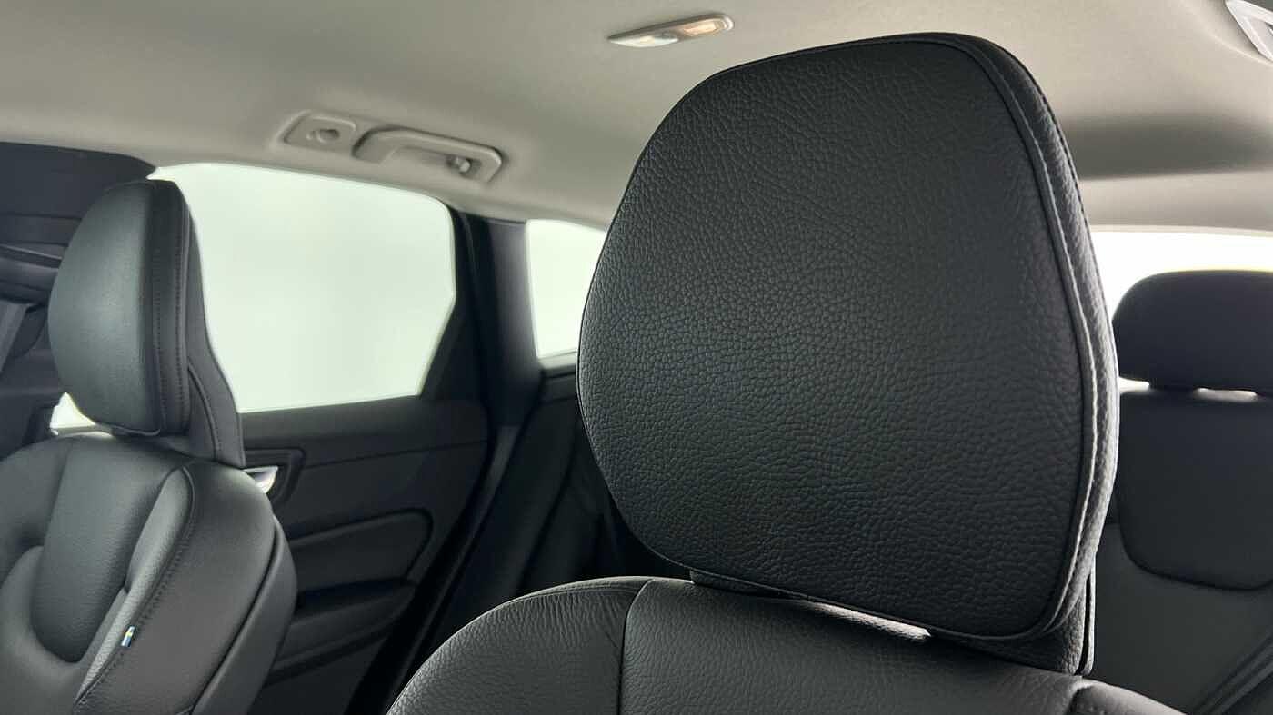 Used Volvo XC60 2021 for sale - 76538446: Photo 11