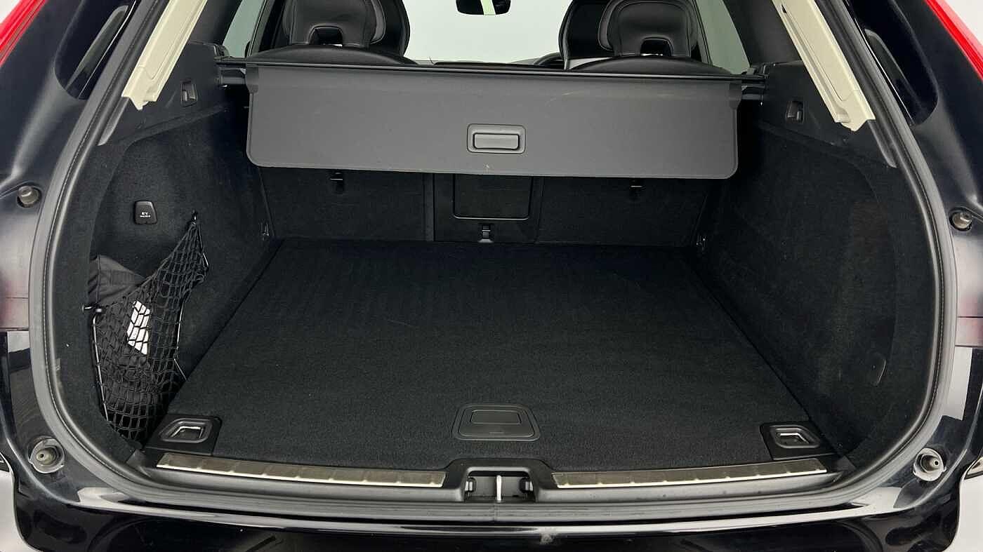 Used Volvo XC60 2021 for sale - 76538446: Photo 5