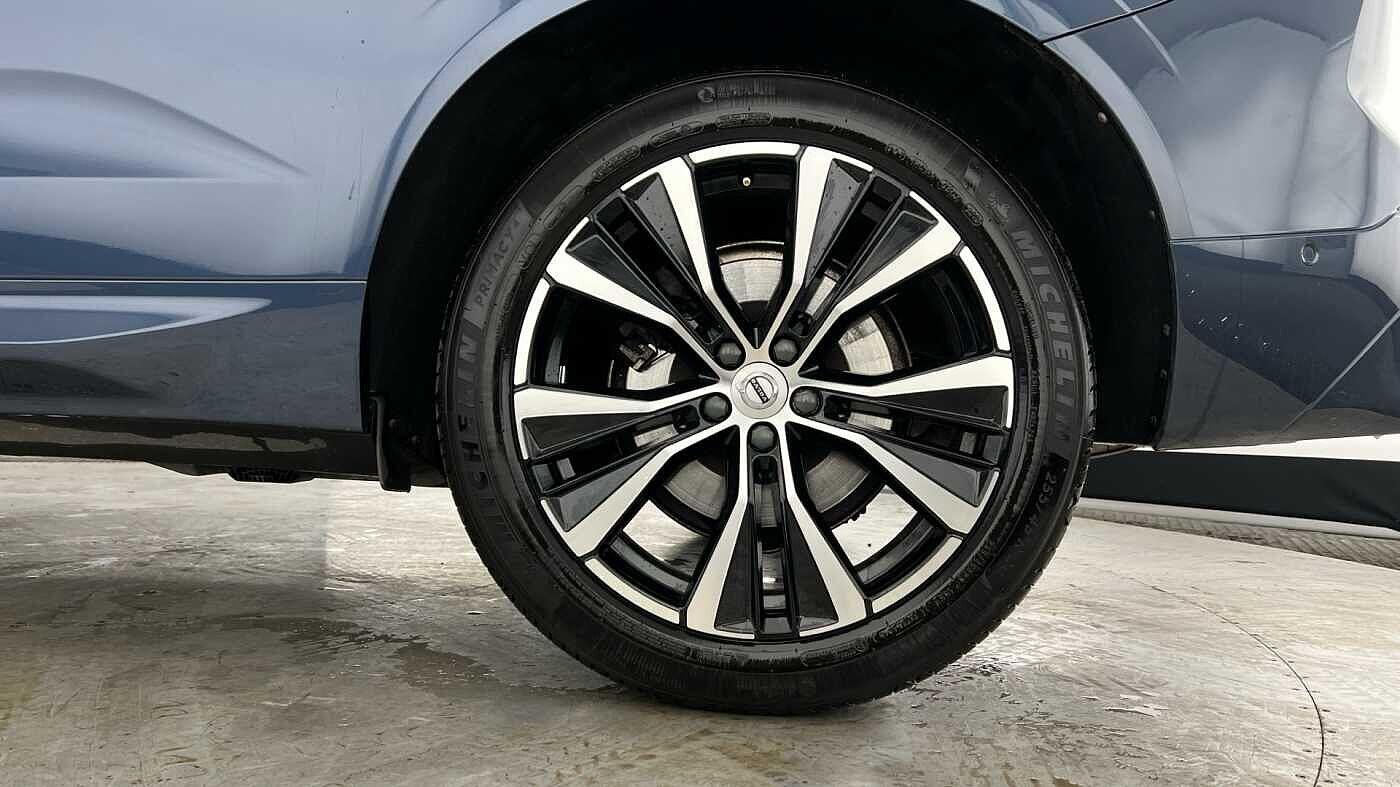 Used Volvo XC60 2022 for sale - 76572813: Photo 4