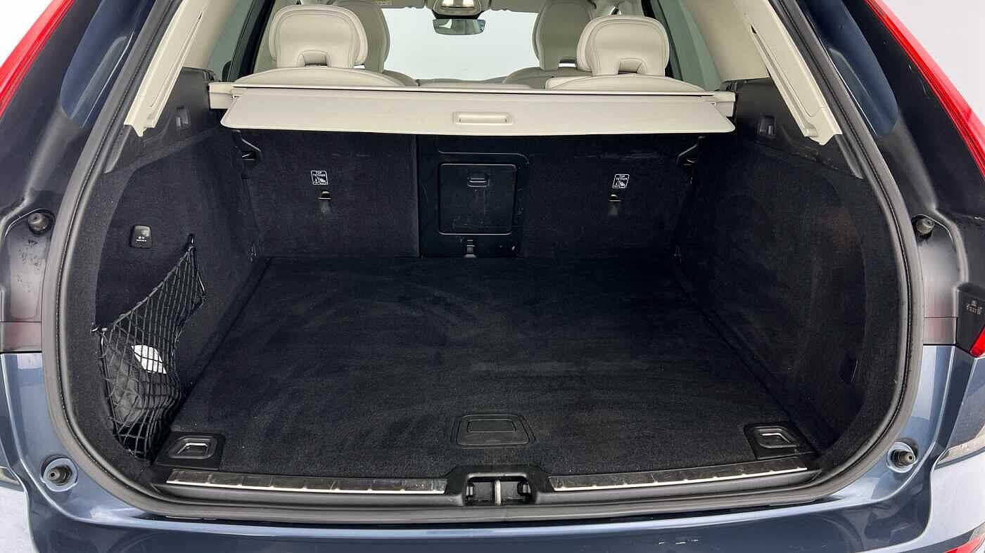 Used Volvo XC60 2022 for sale - 76572813: Photo 5