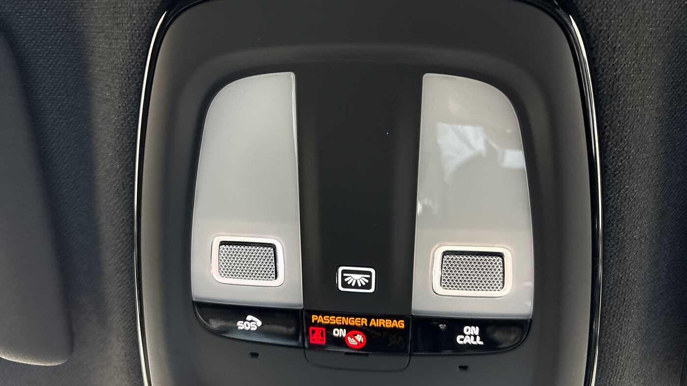 Used Volvo XC40 2021 for sale - 77612865: Photo 30