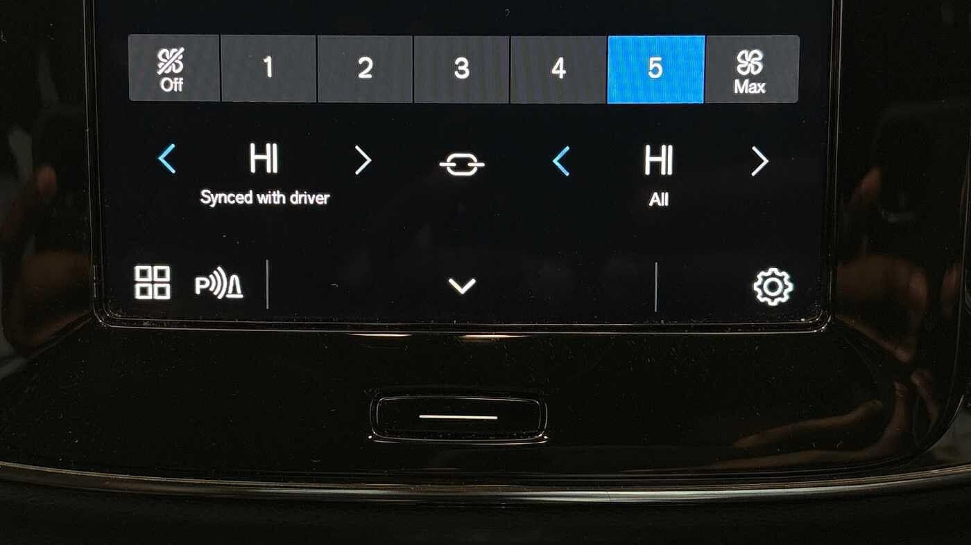 Used Volvo XC40 2021 for sale - 77612865: Photo 37