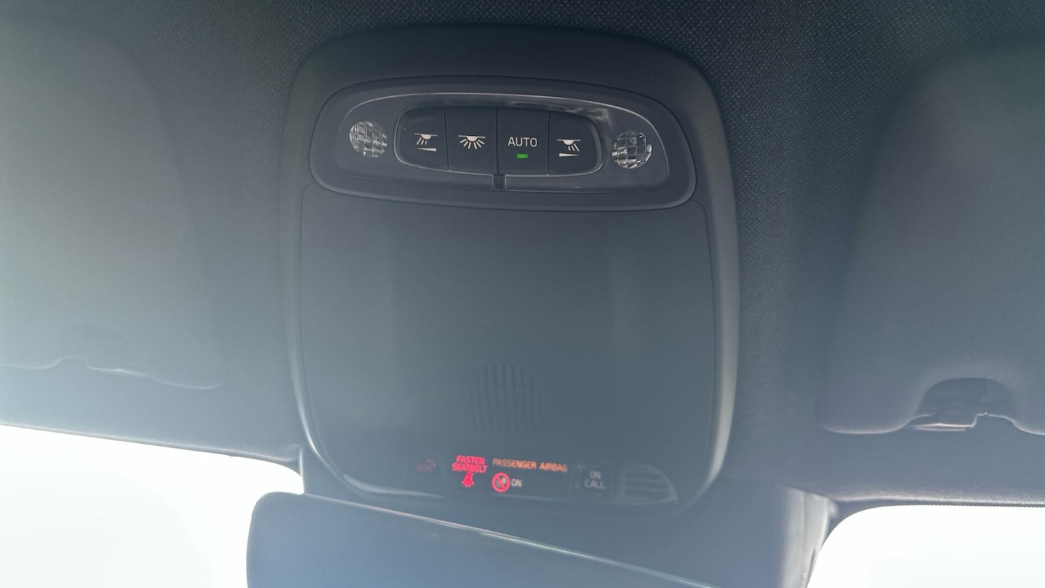 Used Volvo XC40 2021 for sale - 76317866: Photo 25