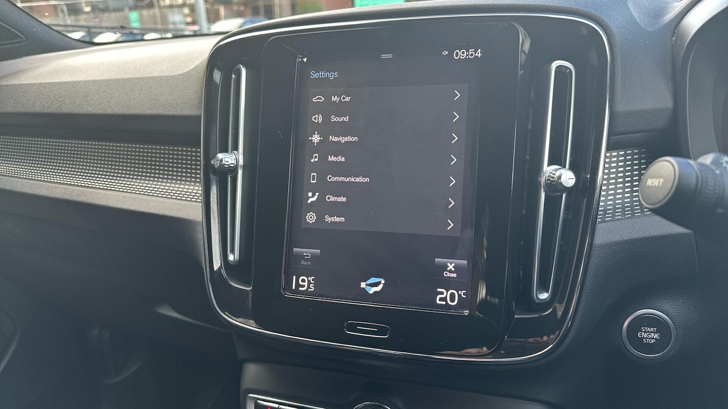 Used Volvo XC40 2021 for sale - 76318023: Photo 15