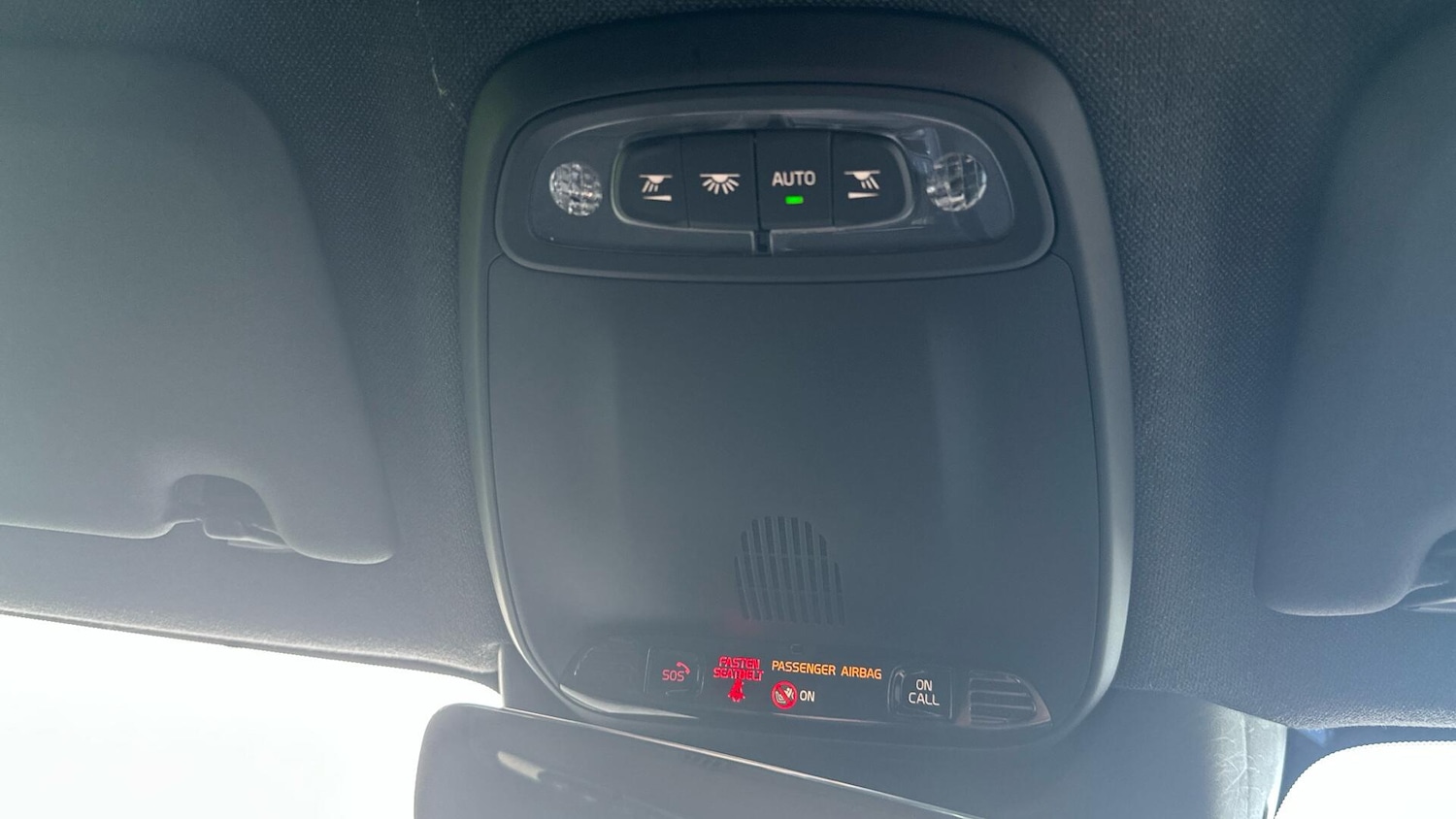 Used Volvo XC40 2021 for sale - 76318023: Photo 23