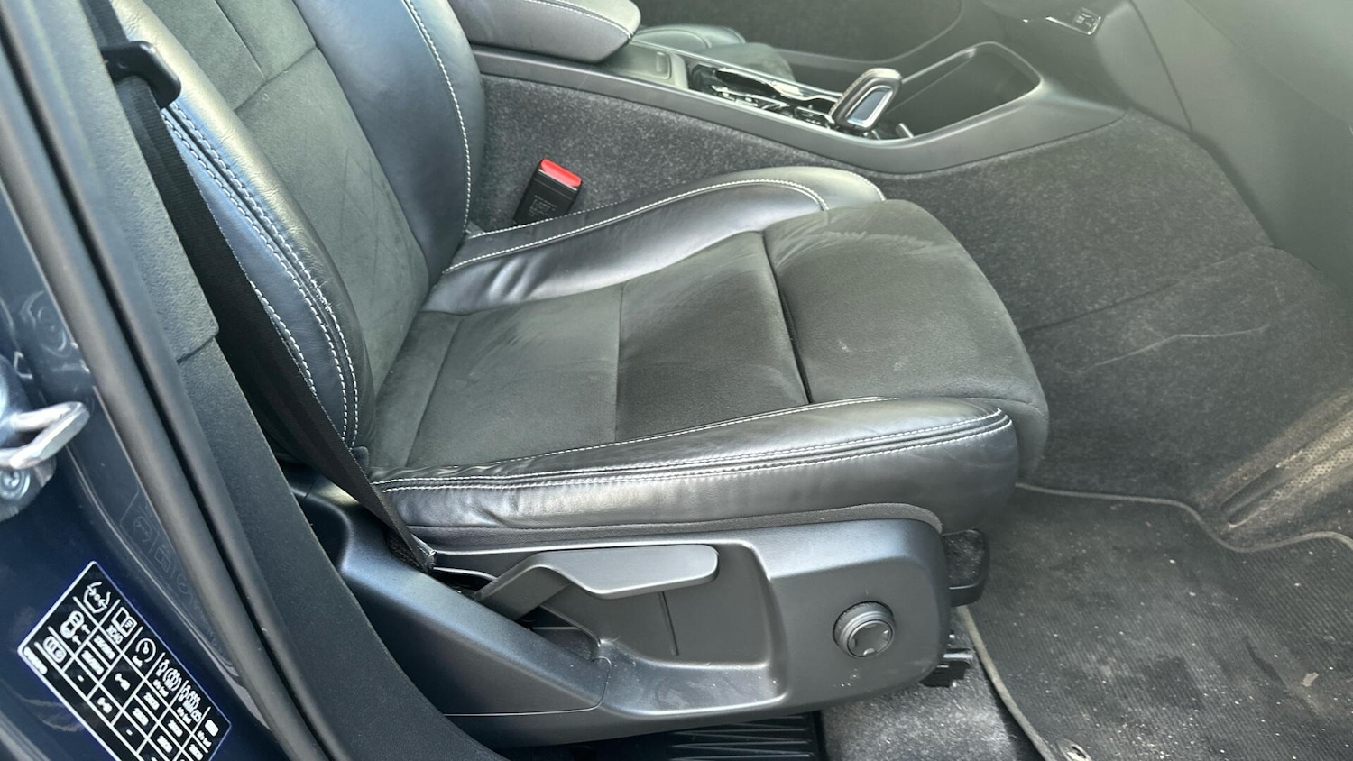 Used Volvo XC40 2021 for sale - 76318023: Photo 25