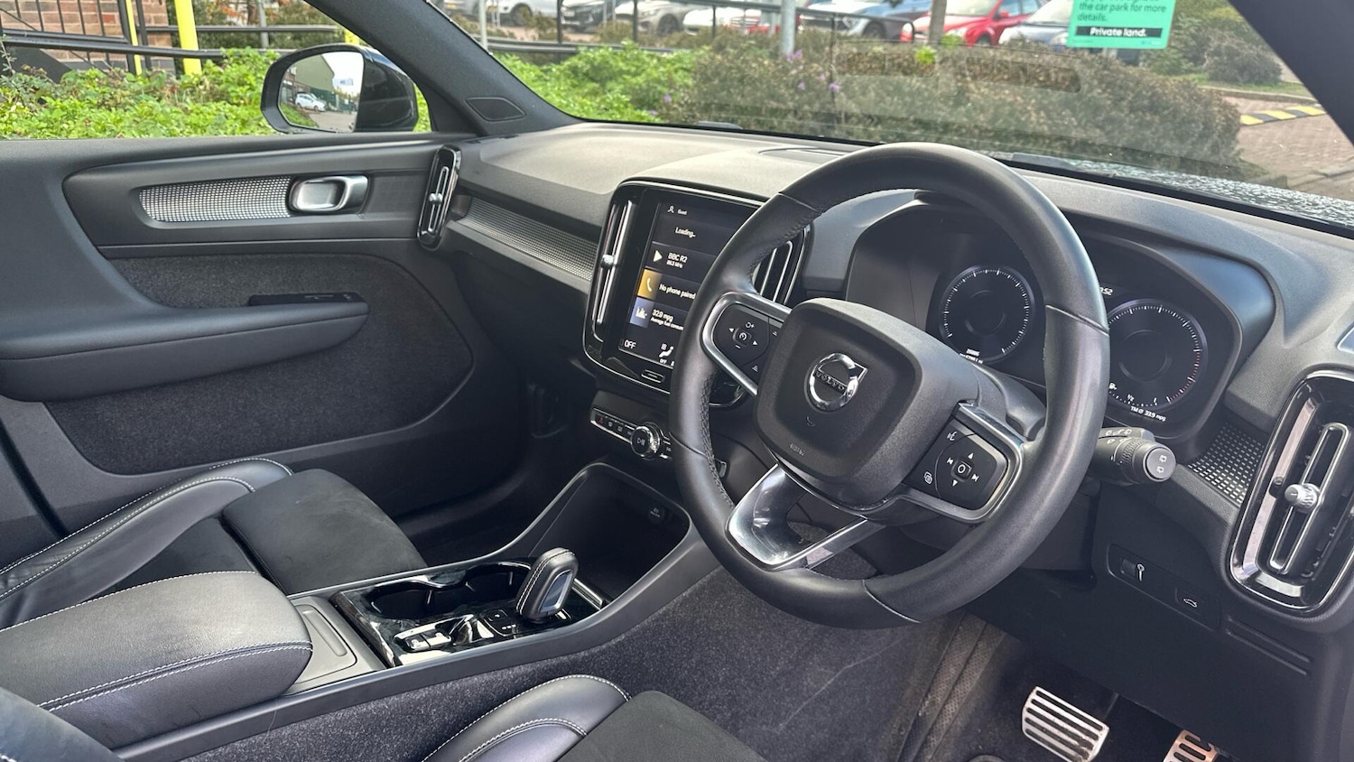 Used Volvo XC40 2021 for sale - 76318023: Photo 4