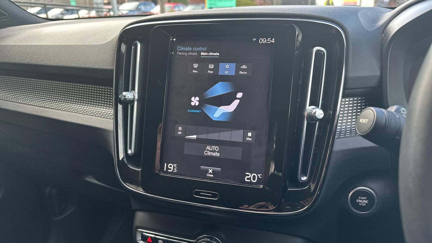 Used Volvo XC40 2021 for sale - 76318023: Photo 43