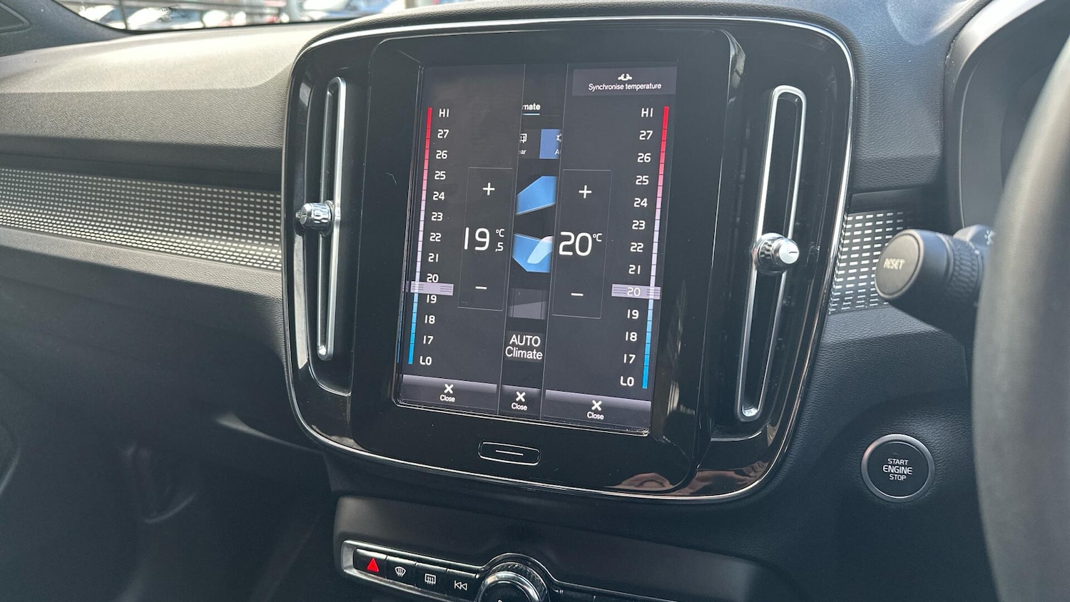 Used Volvo XC40 2021 for sale - 76318023: Photo 44