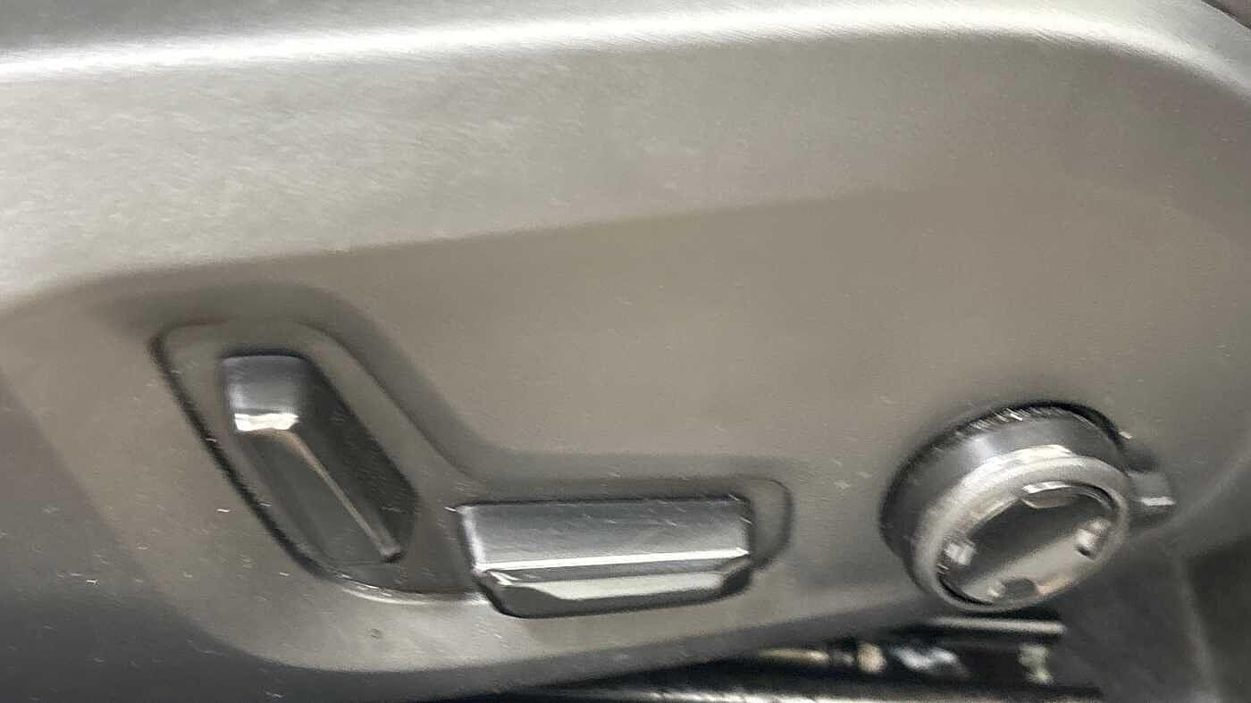 Used Volvo V60 2025 for sale - 77737989: Photo 27