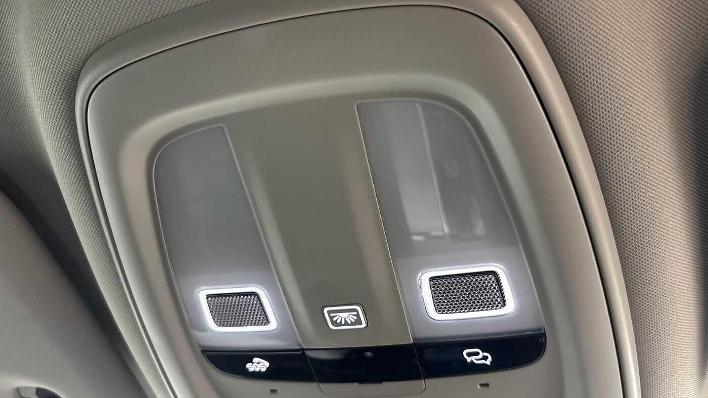 Used Volvo V60 2025 for sale - 77737989: Photo 32