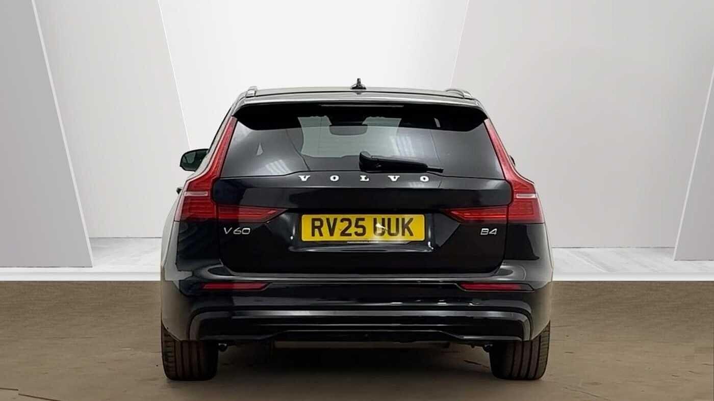 Used Volvo V60 2025 for sale - 77737989: Photo 4