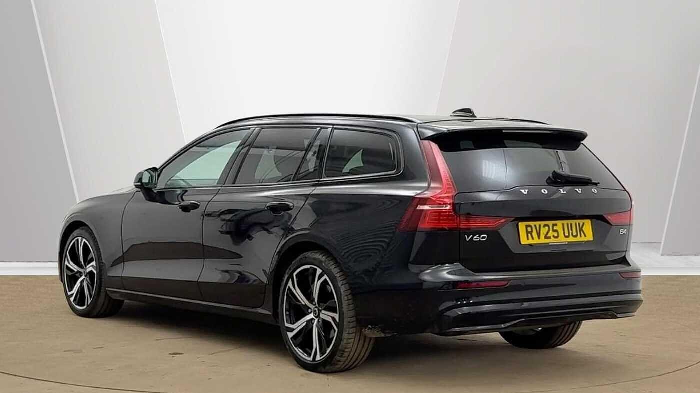 Used Volvo V60 2025 for sale - 77737989: Photo 5