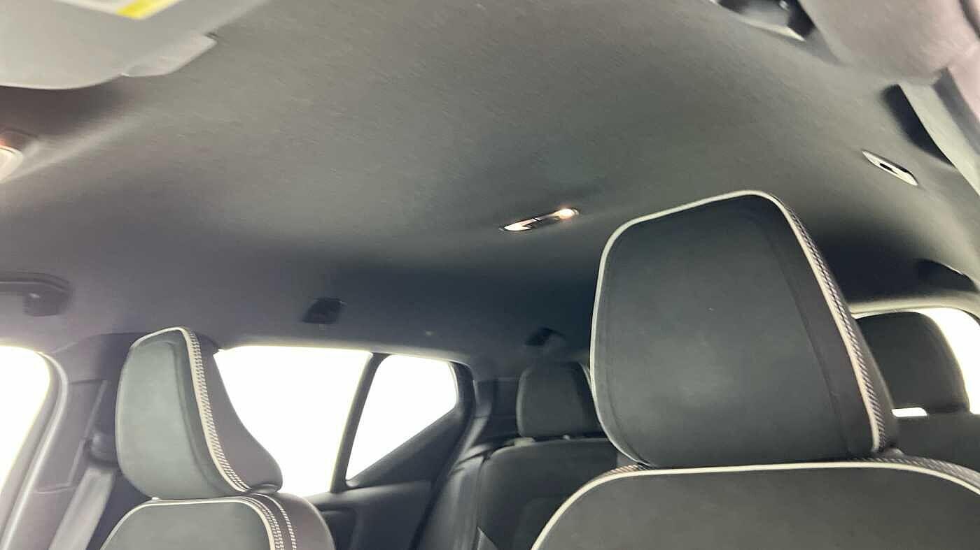 Used Volvo XC40 2021 for sale - 77673133: Photo 11