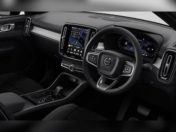 Used Volvo XC40 2026 for sale - 78046970: Photo