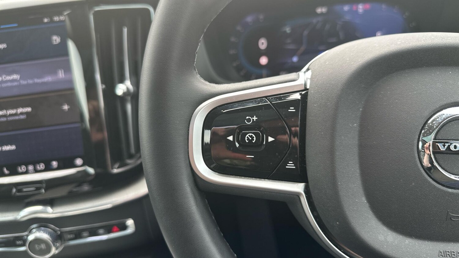 Used Volvo XC60 2025 for sale - 77673124: Photo 20