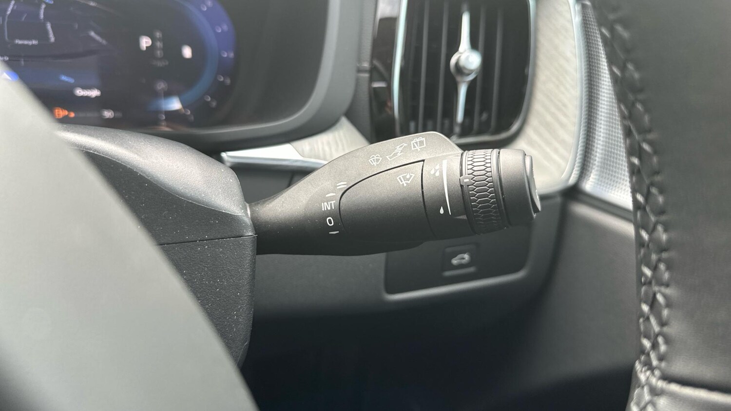 Used Volvo XC60 2025 for sale - 77673124: Photo 22