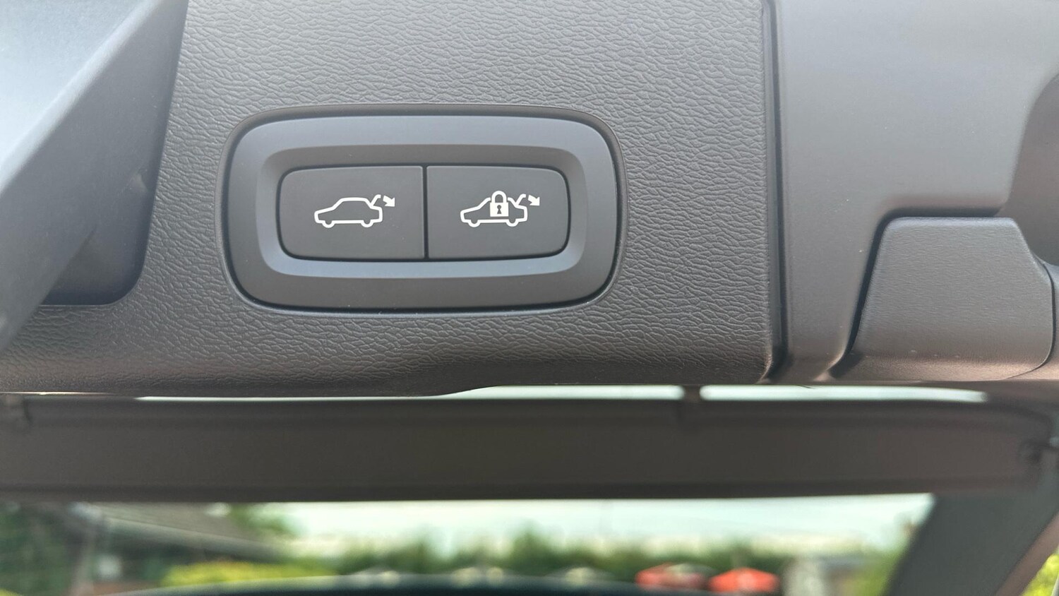 Used Volvo XC60 2025 for sale - 77673124: Photo 33