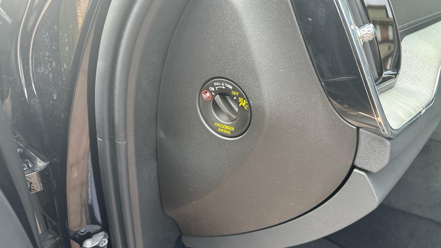 Used Volvo XC60 2025 for sale - 77673124: Photo 45