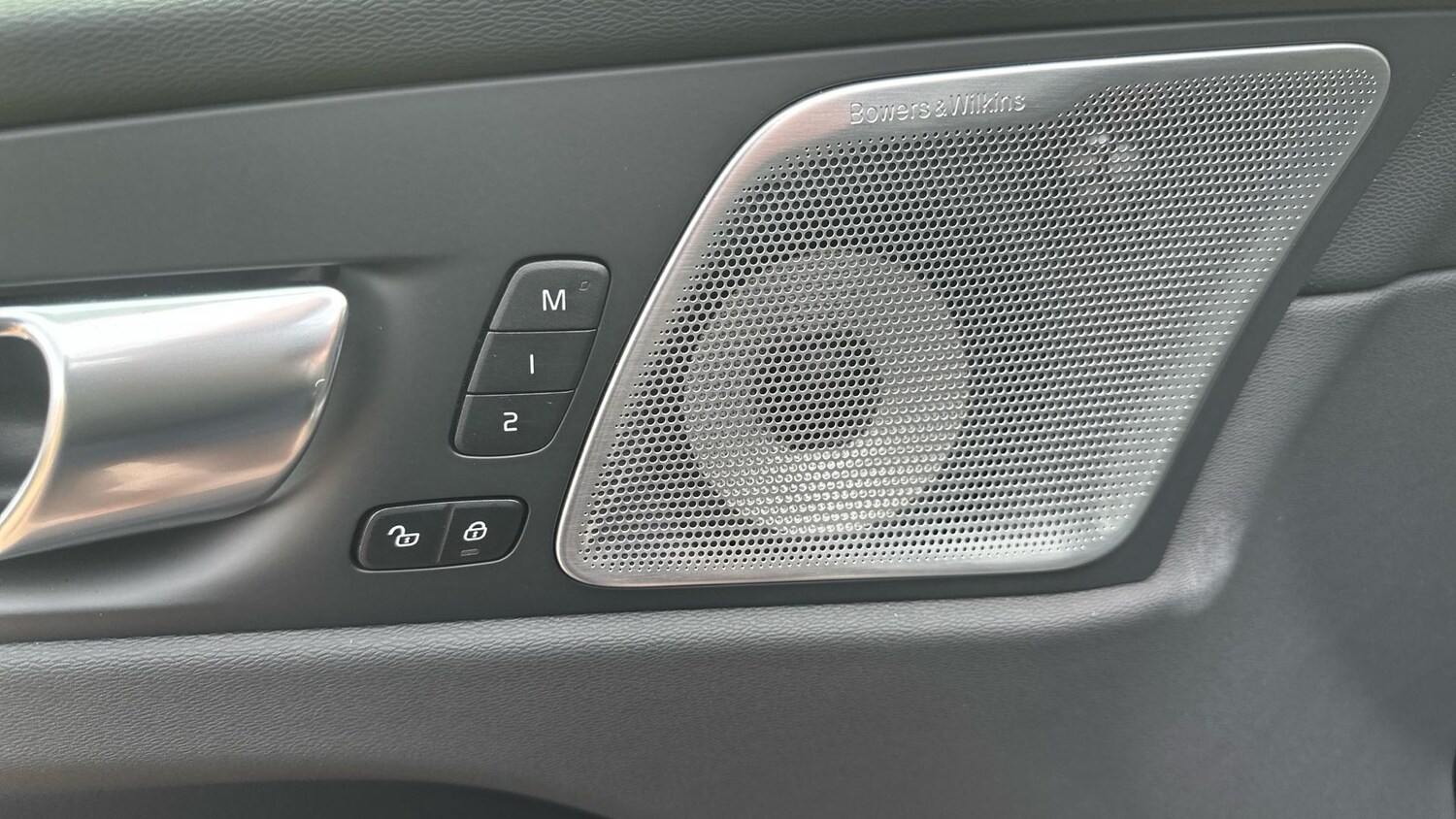 Used Volvo XC60 2025 for sale - 77673124: Photo 46