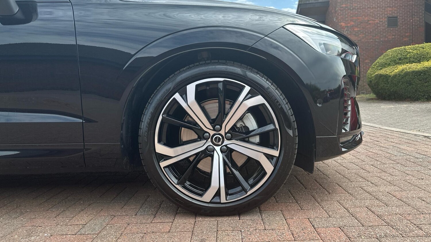 Used Volvo XC60 2025 for sale - 77673124: Photo 9