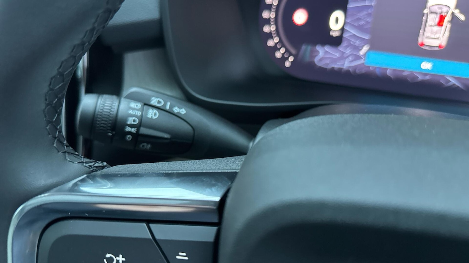 Used Volvo XC40 for sale - 77266937: Photo 20