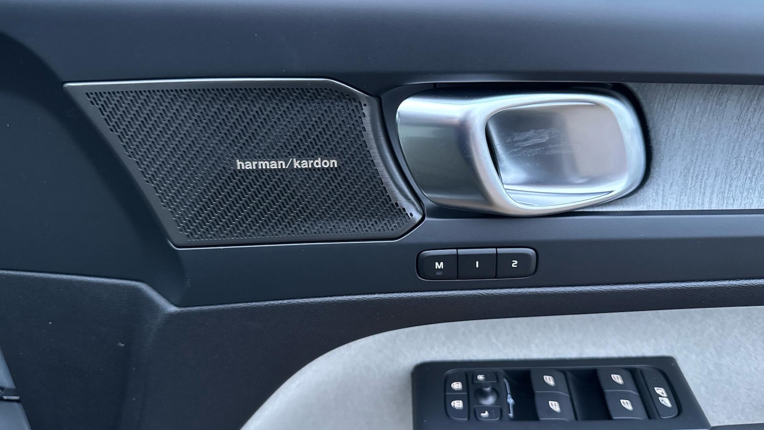 Used Volvo XC40 for sale - 77266937: Photo 21