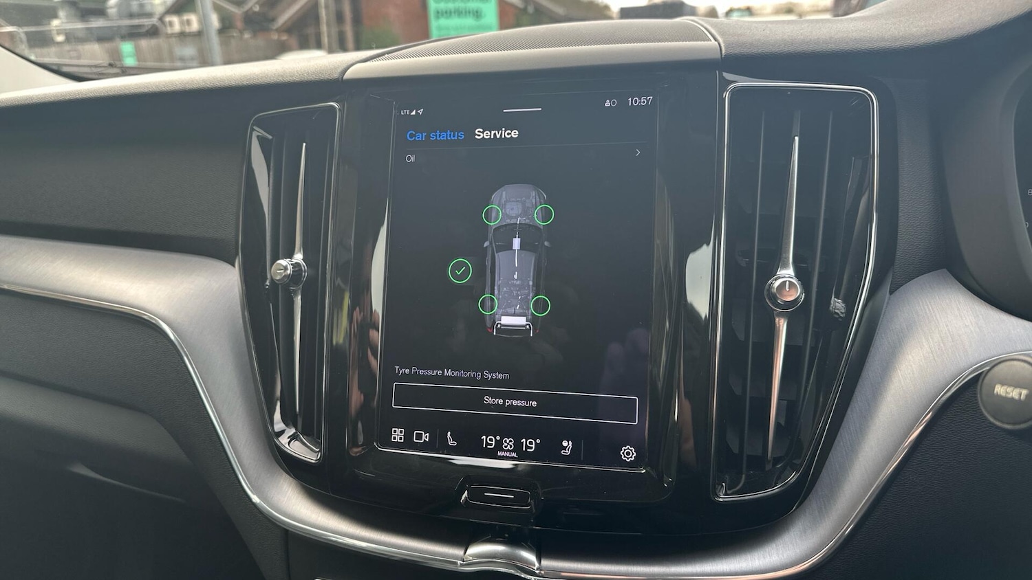 Used Volvo XC60 2021 for sale - 76307270: Photo 14