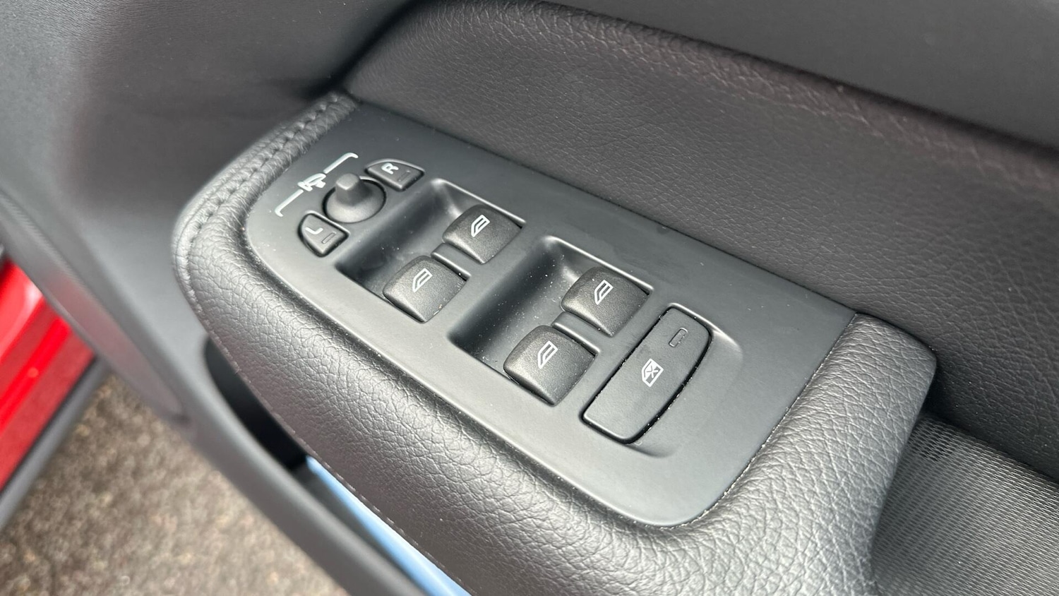 Used Volvo XC60 2021 for sale - 76307270: Photo 22