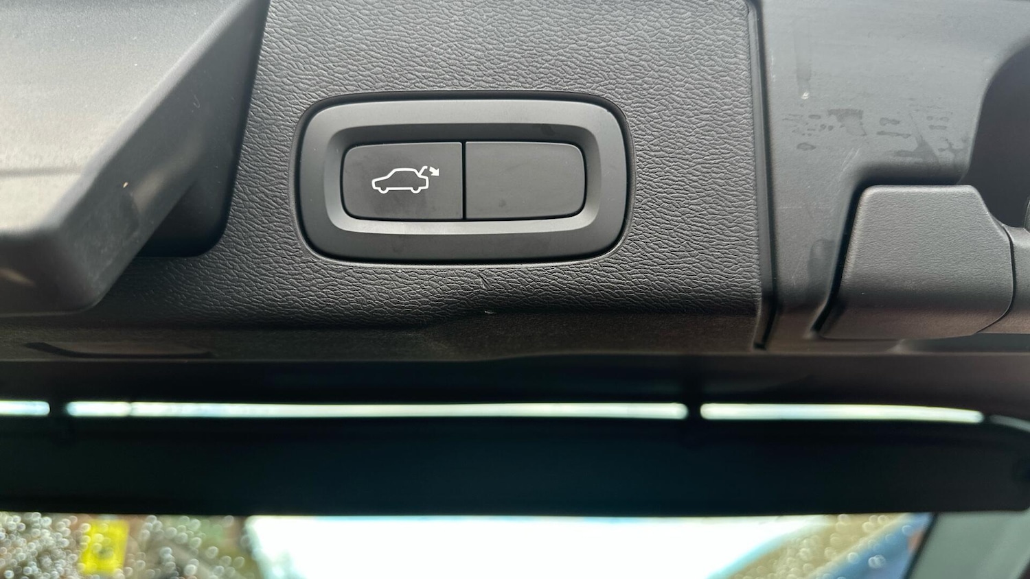 Used Volvo XC60 2021 for sale - 76307270: Photo 31