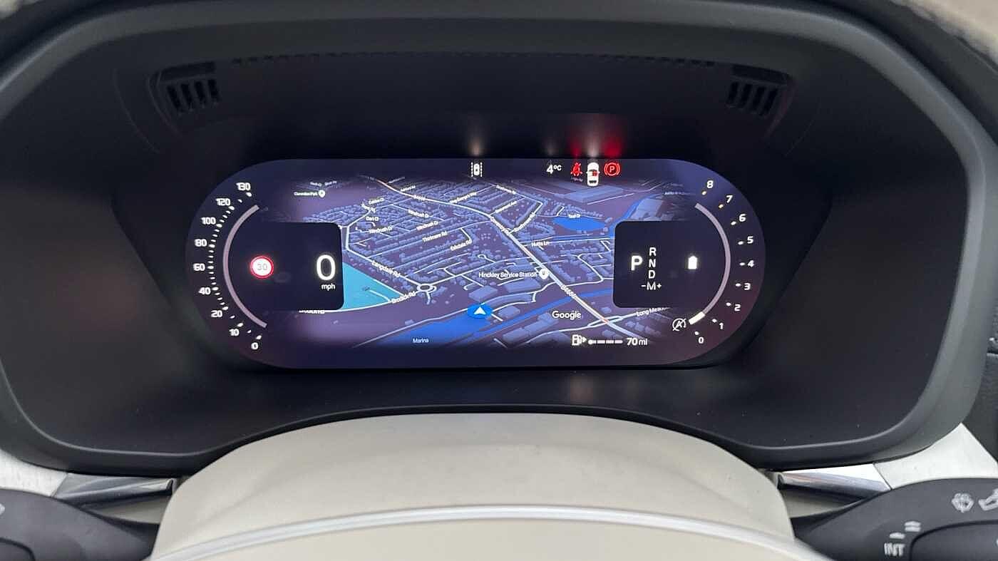 Used Volvo XC60 2025 for sale - 77091535: Photo 4