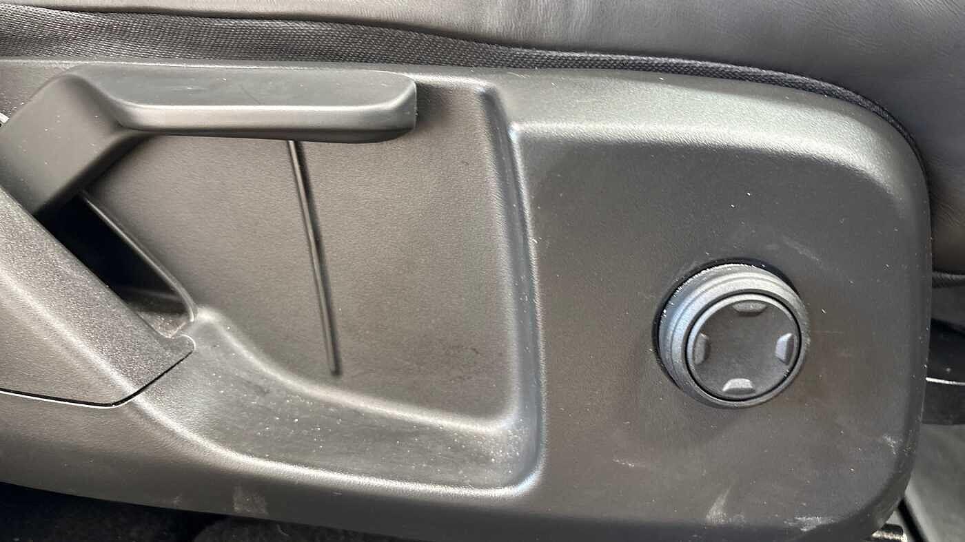 Used Volvo XC40 2021 for sale - 77331643: Photo 25