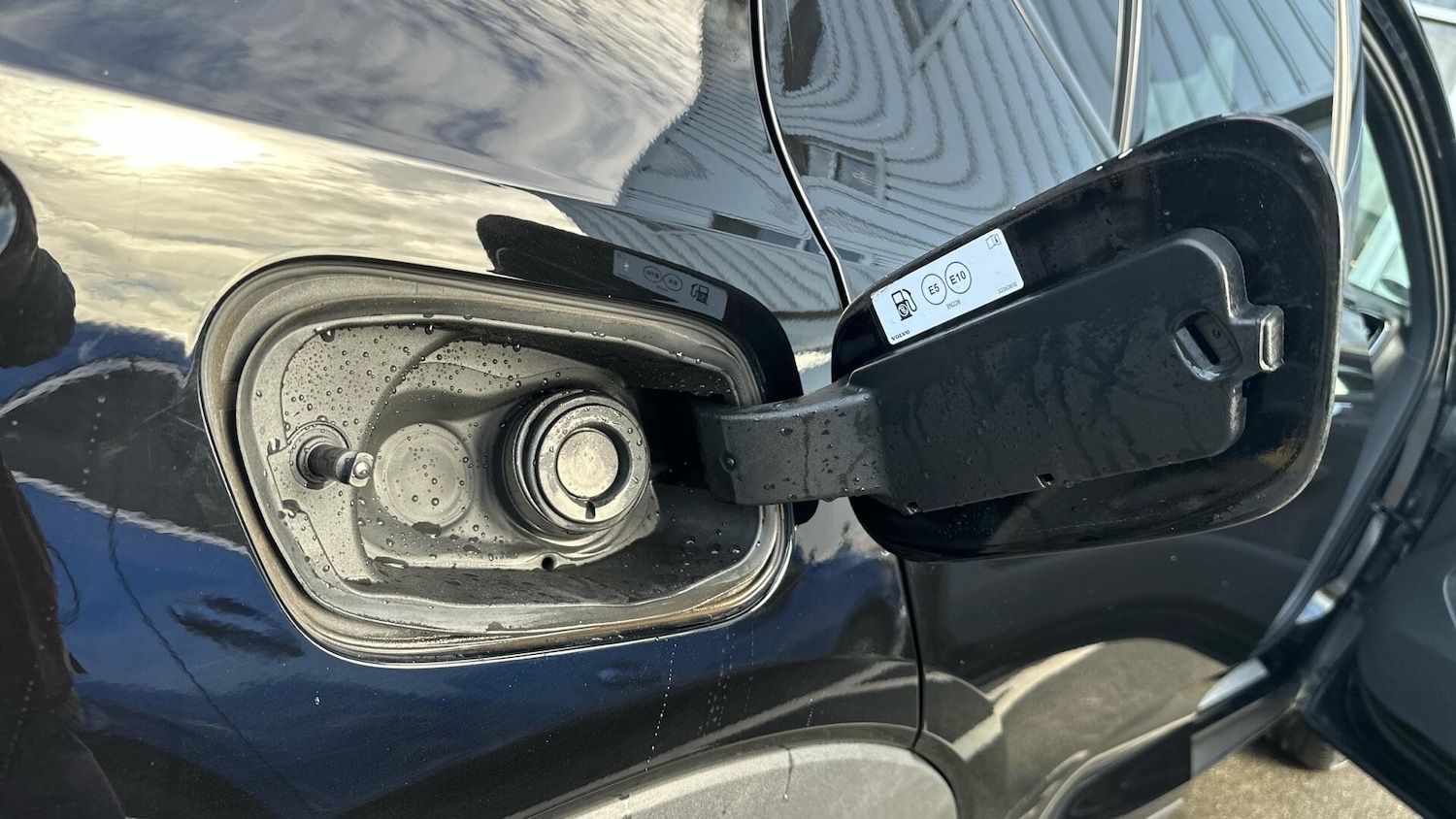 Used Volvo XC40 2022 for sale - 77162888: Photo 35