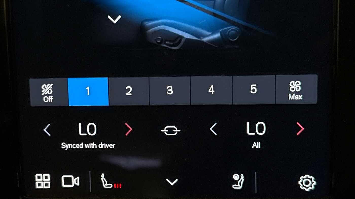 Used Volvo V60 2025 for sale - 77738338: Photo 40