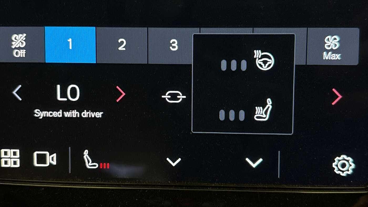 Used Volvo V60 2025 for sale - 77738338: Photo 41