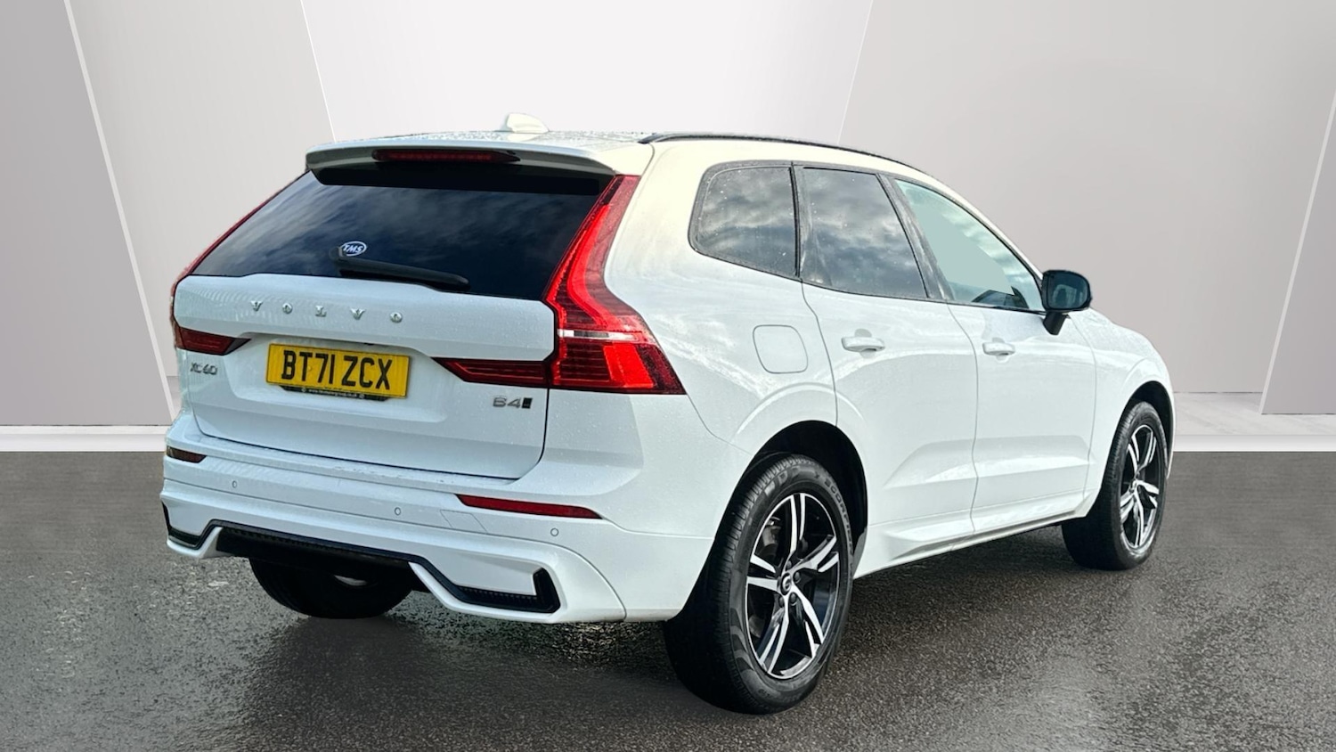 Used Volvo XC60 2021 for sale - 76425141: Photo 2