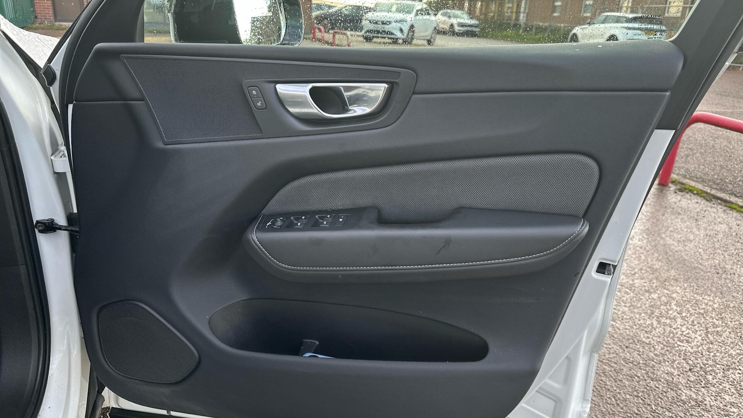 Used Volvo XC60 2021 for sale - 76425141: Photo 25