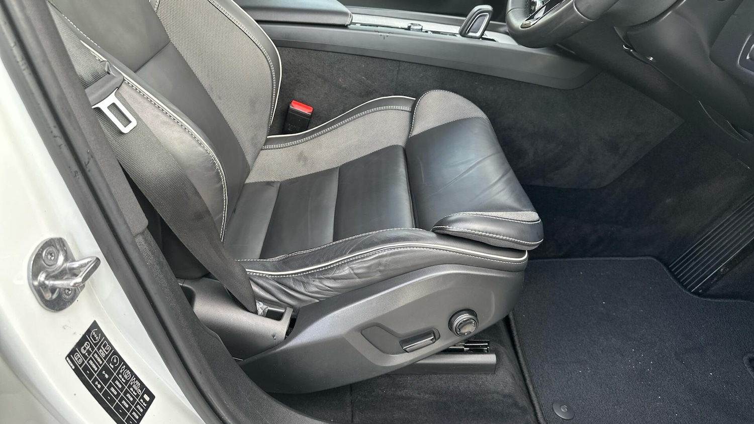 Used Volvo XC60 2021 for sale - 76425141: Photo 26