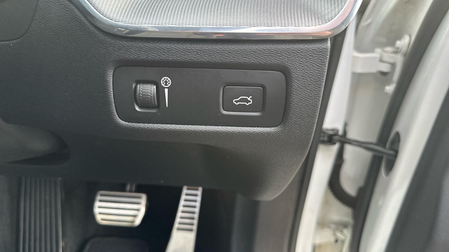 Used Volvo XC60 2021 for sale - 76425141: Photo 42